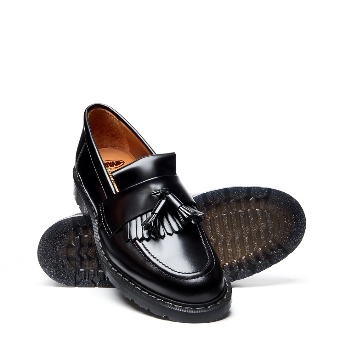 Hi-Shine Tassel Loafer (Black)