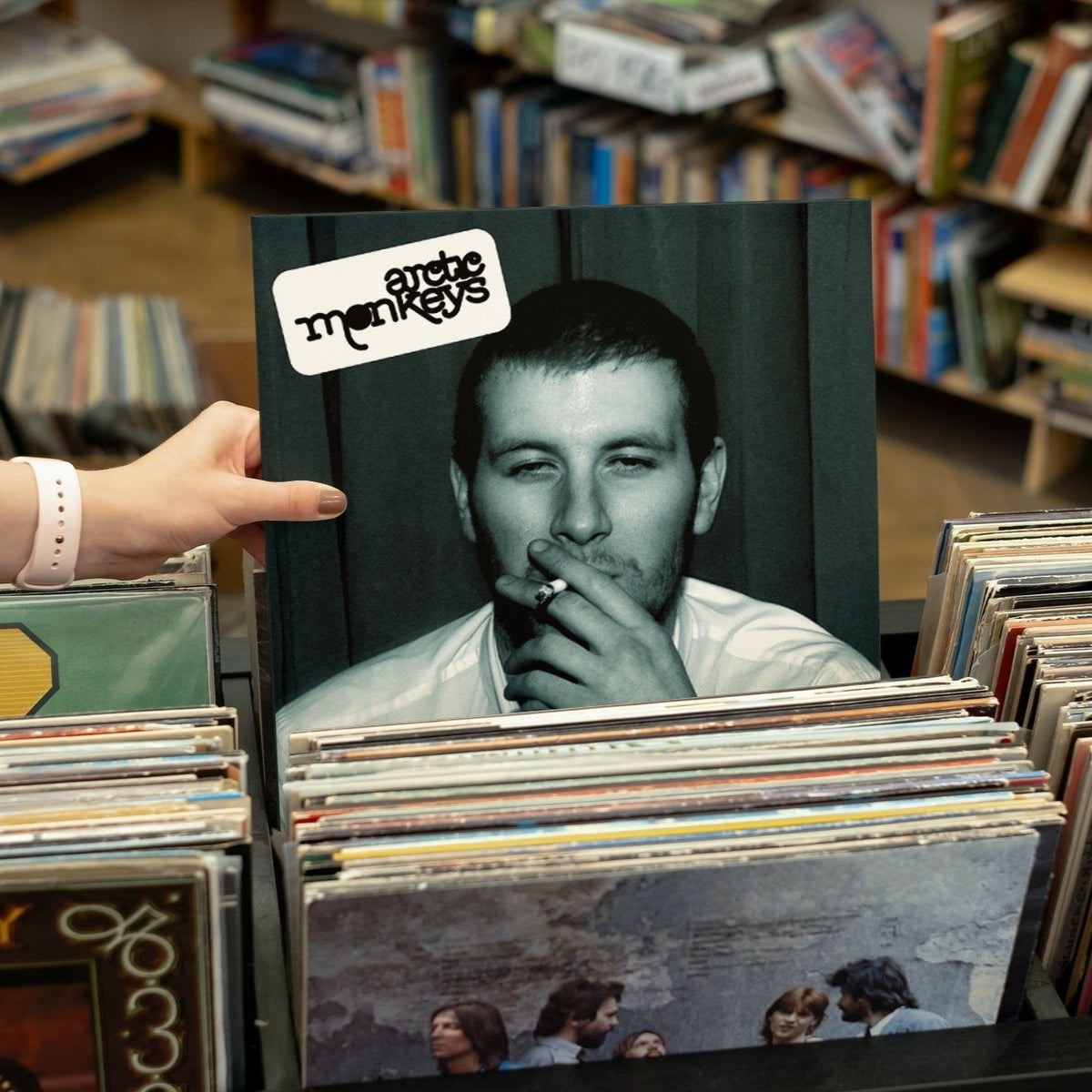 Arctic Monkeys - Whatever People Say I Am, That's What I'm Not - 【Vinyl LP 】